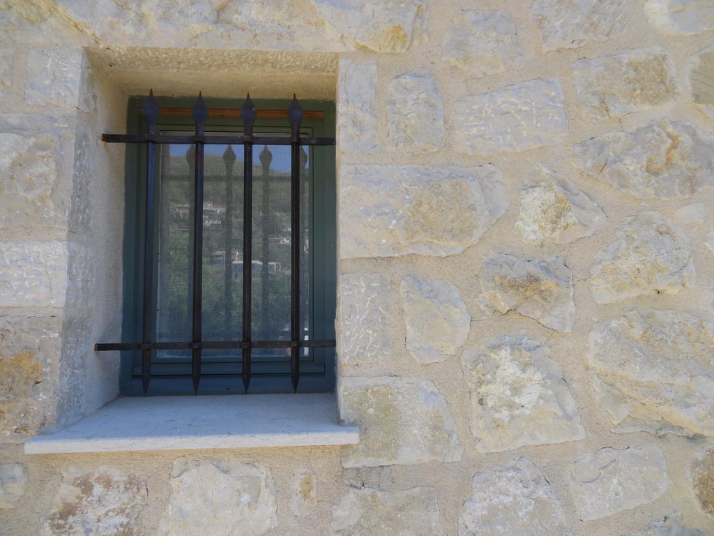 Les 4 Elements Bed & Breakfast Tourrettes-sur-Loup Eksteriør bilde