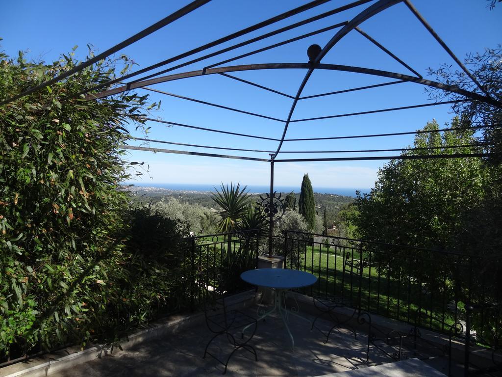 Les 4 Elements Bed & Breakfast Tourrettes-sur-Loup Eksteriør bilde