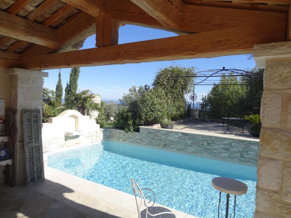 Les 4 Elements Bed & Breakfast Tourrettes-sur-Loup Eksteriør bilde